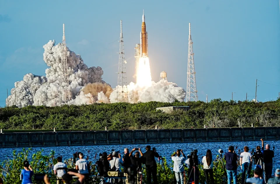 Cuộc sống phi hành gia Artemis II: Những trải nghiệm đời thường ngoài không gian