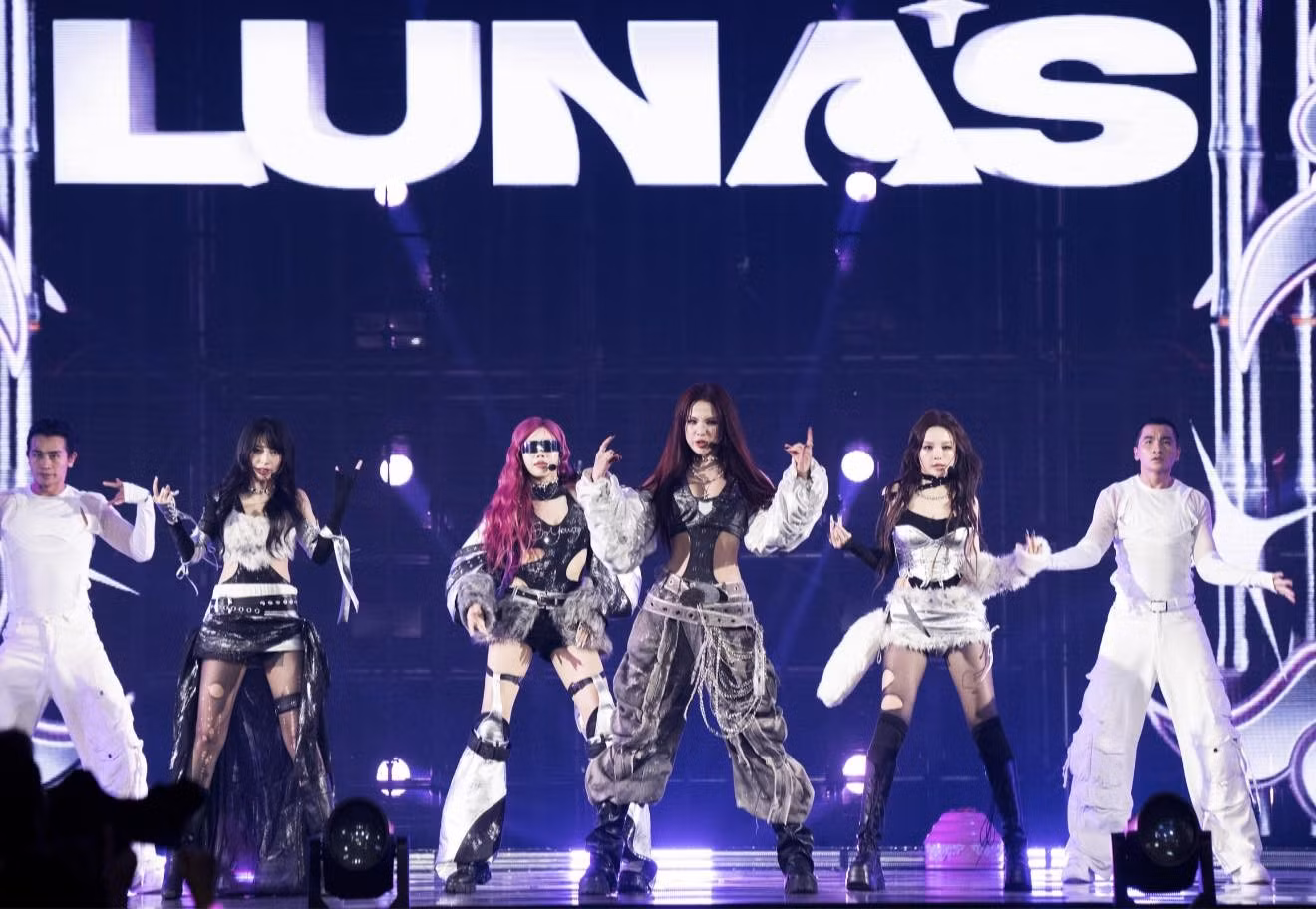 Diệp L&acirc;m Anh trong một sự kiện tr&igrave;nh diễn