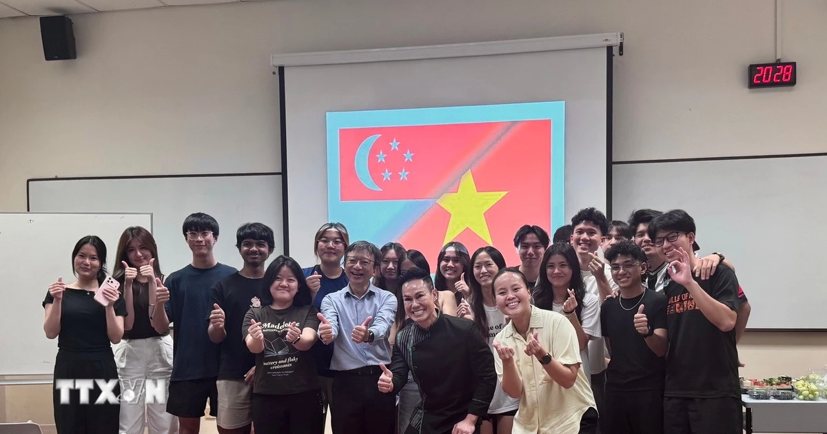 Giảng dạy lịch sử Việt Nam tại Singapore: Nhịp cầu kết nối thế hệ trẻ