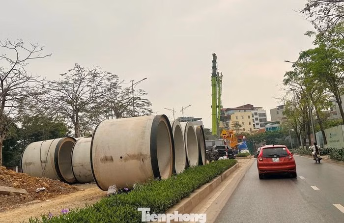 H&agrave; Nội đang thực hiện c&aacute;c dự &aacute;n chống ngập cấp b&aacute;ch để chuẩn bị cho m&ugrave;a mưa 2026