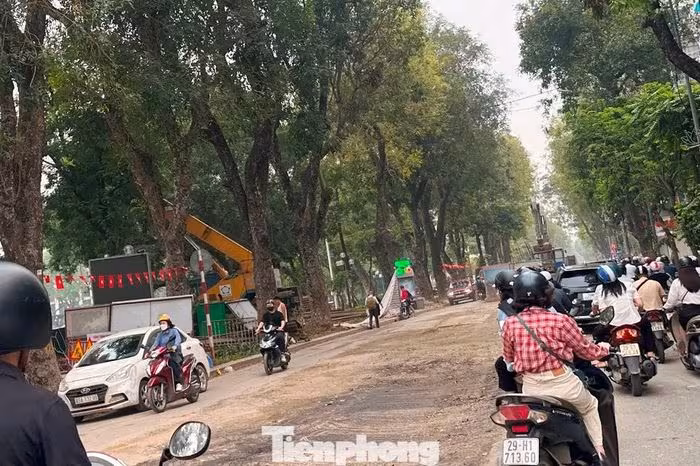 Hà Nội: Đẩy nhanh dỡ rào các dự án chống ngập để giảm ùn tắc