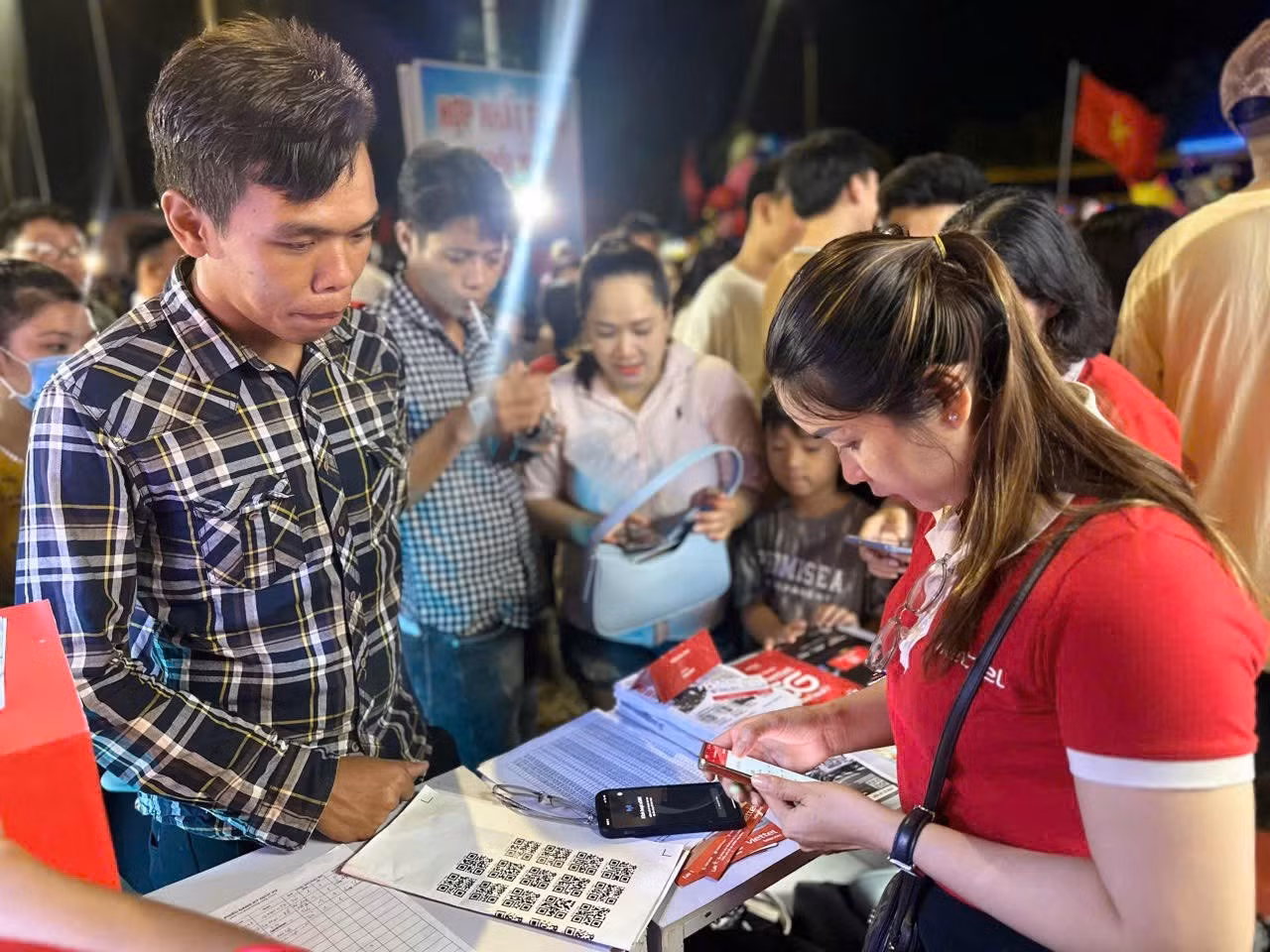 Hướng dẫn người dân thực hiện xác thực thông tin thuê bao theo Thông tư 08