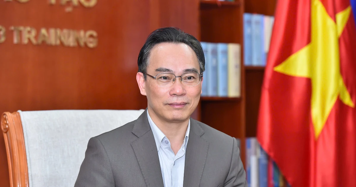 PGS.TS Hoàng Minh Sơn chính thức đảm nhận chức Bộ trưởng Bộ GD&ĐT