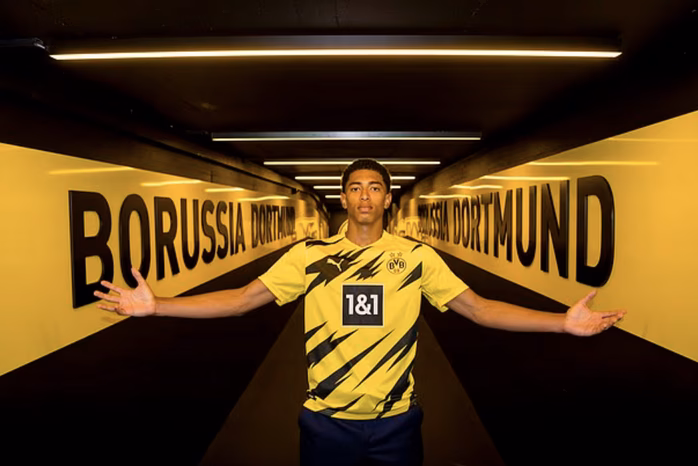 Jobe Bellingham và Dortmund Dortmund kỳ vọng vào Jobe Bellingham