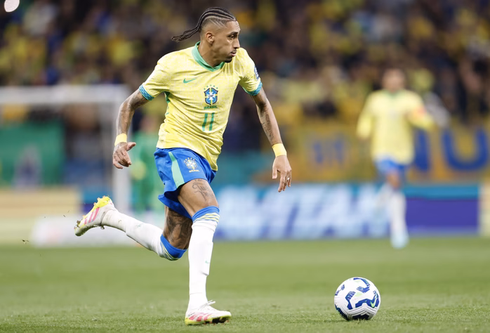 Brazil thắng chật vật Paraguay, lập kỷ lục dự đủ 23 VCK World Cup Brazil thắng chật vật Paraguay, lập kỷ lục dự đủ 23 VCK World Cup