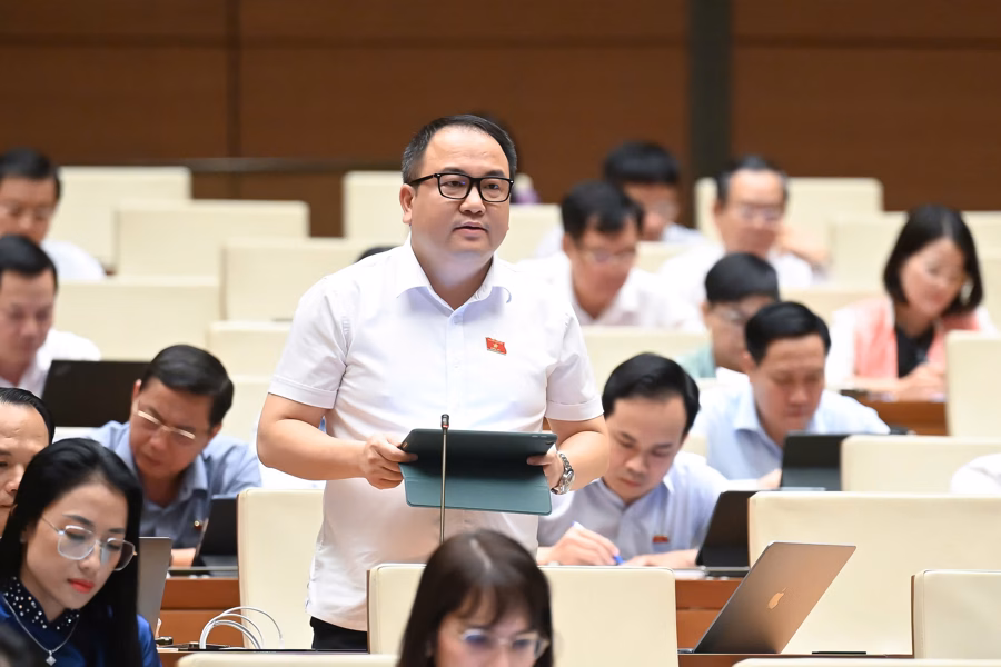 Đại biểu Phạm Trọng Nghĩa Đại biểu Phạm Trọng Nghĩa