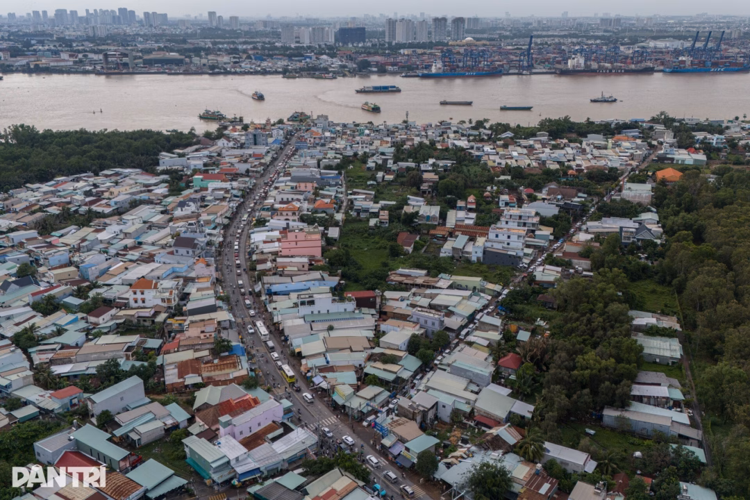 Phà Cát Lái tăng chuyến, giải tỏa ùn tắc trong dịp cuối tuần Phà Cát Lái kẹt cứng chiều cuối tuần, ô tô xếp hàng dài hơn 3km - 2