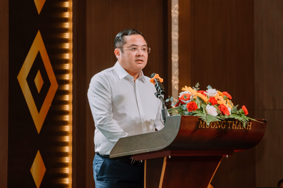 Ông Phùng Quang Hiệp, Bí thư Đảng ủy, Chủ tịch HĐTV Vinachem cho biết: "Mục tiêu tăng trưởng 8% năm nay và mục tiêu hai con số trong những năm tới là "mệnh lệnh hành động" không thay đổi. Đó không chỉ là yêu cầu về kinh tế – chính trị mà còn là thể hiện bản lĩnh, trách nhiệm của doanh nghiệp nhà nước chủ lực với sự phát triển quốc gia"