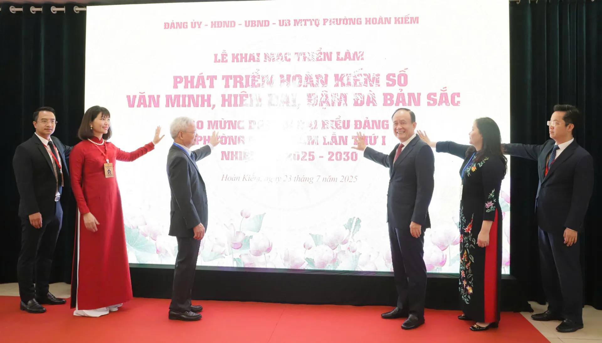 Chuyển đổi số ở phường Hoàn Kiếm: Hướng tới tương lai số với tầm nhìn hiện đại Hình ảnh 2