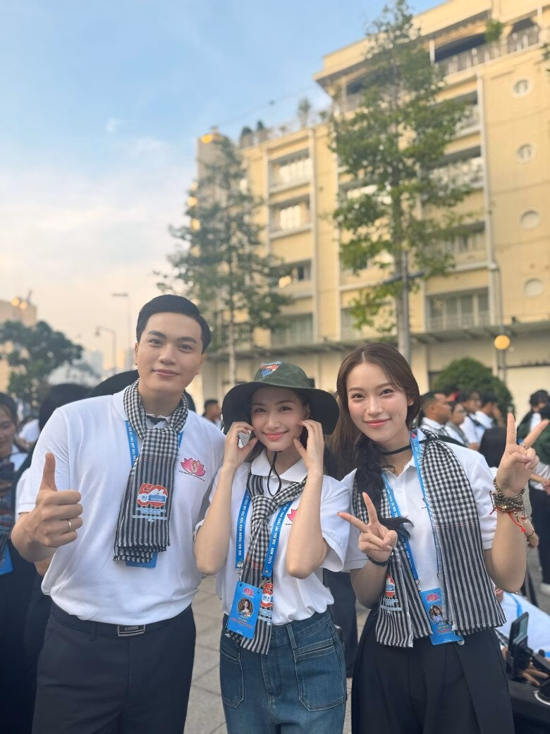 Vũ Hồng Sơn là bác sĩ kiêm MC nổi tiếng quê ở Nghệ An.