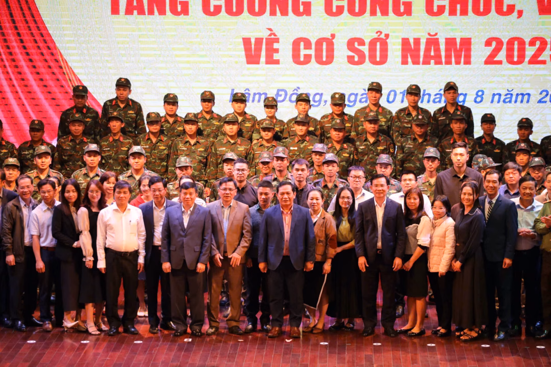 Bí thư Tỉnh ủy Lâm Đồng Y Thanh Hà Niê Kđăm phát biểu tại buổi lễ. Ảnh: N.X