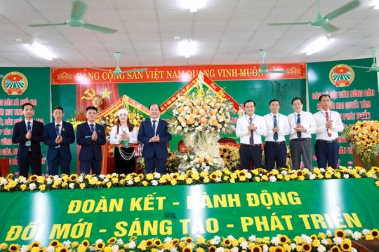 Sóc Sơn ra quân phong trào thi đua Sáng – Xanh – Sạch – Đẹp Đại hội Hội Nông dân xã Suối Hai lần thứ I: Khát vọng nông dân số, nông nghiệp sạch và nông thôn mới kiểu mẫu