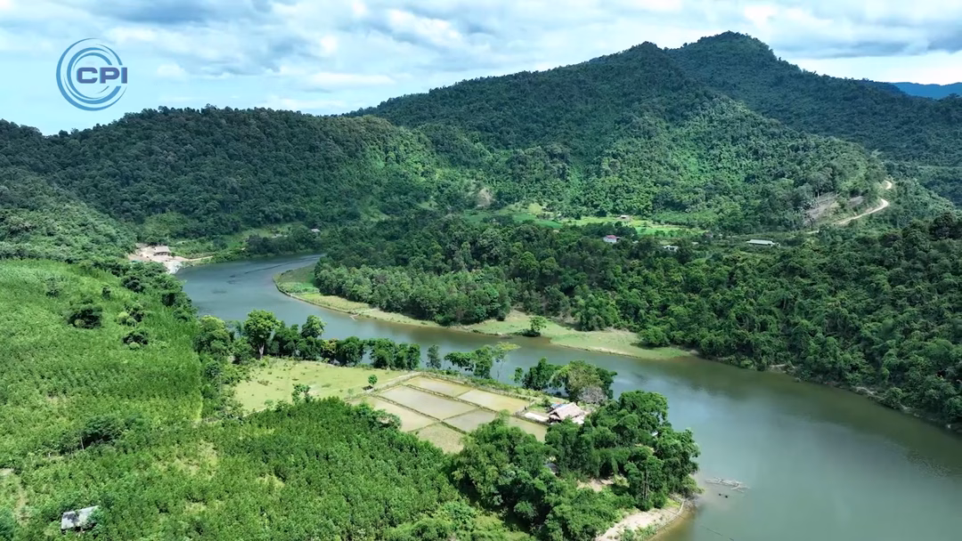 Du ngoạn sông Giăng