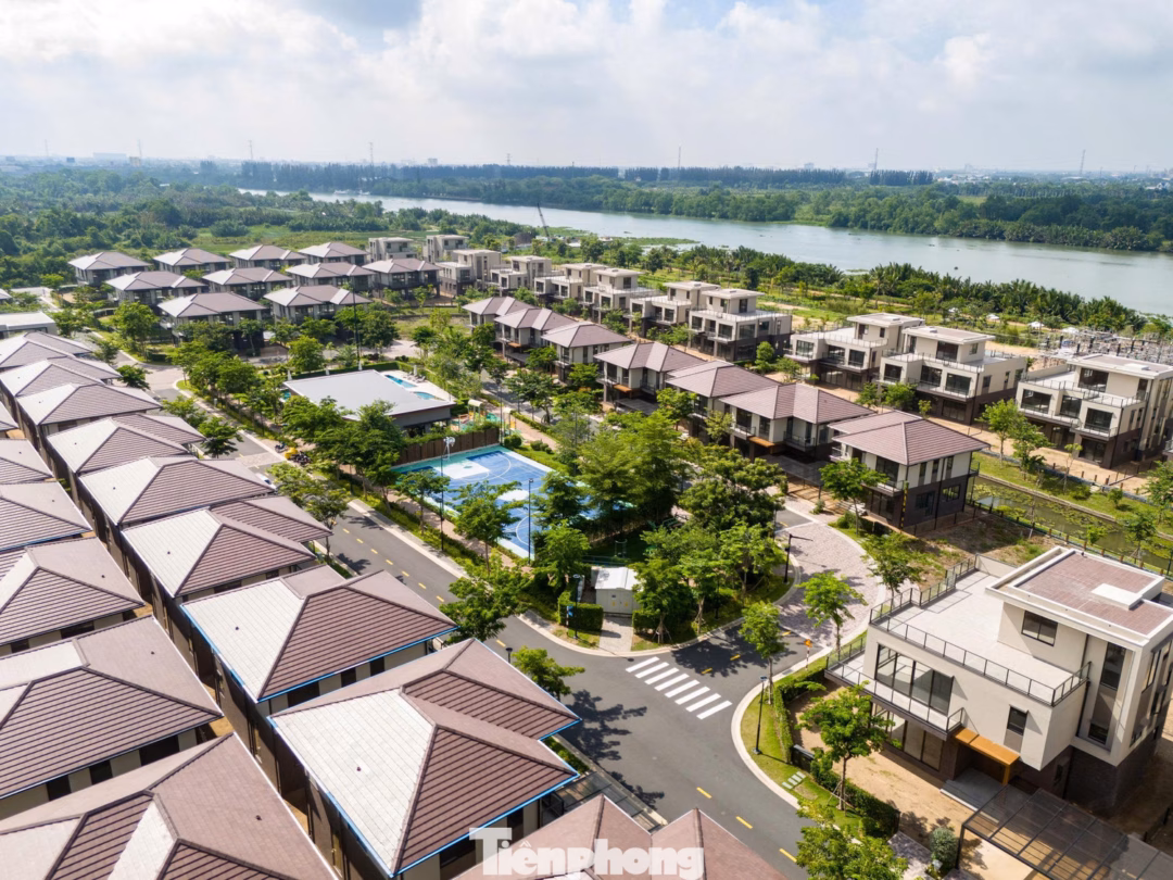 Nh&agrave; liền thổ hạ nhiệt