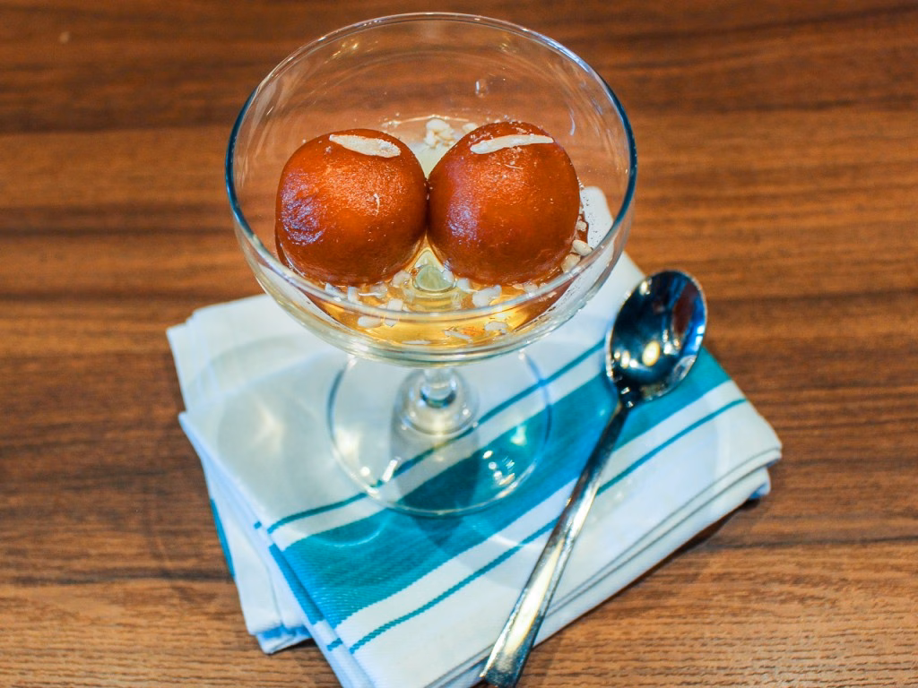 Gulab Jamun tại Benaras