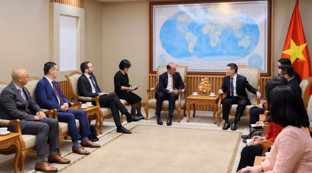 Ph&oacute; Thủ tướng kỳ vọng Prudential tiếp tục đẩy mạnh hoạt động kinh doanh tại Việt Nam