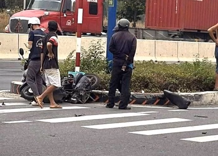 Tai nạn giao th&ocirc;ng tr&ecirc;n đường Mỹ Phước T&acirc;n Vạn, TP.HCM