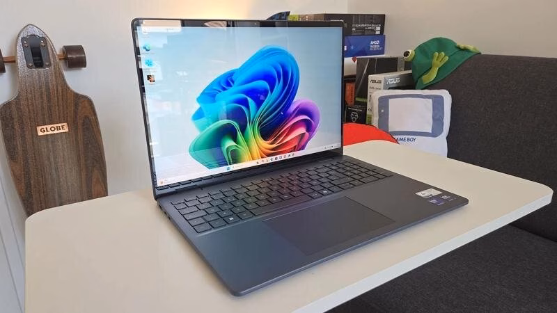 Dell 16 Plus 2 trong 1: Một lựa chọn tốt, nhưng vẫn thiếu một chút "gia vị"