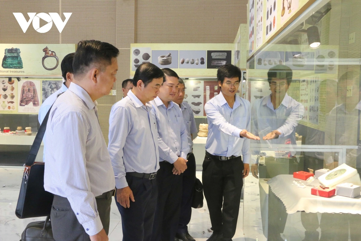 “Hội thảo Khoa học Quốc tế tham vấn Giá trị Nổi bật Toàn cầu và tiêu chí đề cử Di sản Thế giới cho Khu di tích khảo cổ Óc Eo – Ba Thê” diễn ra vào ngày 30/