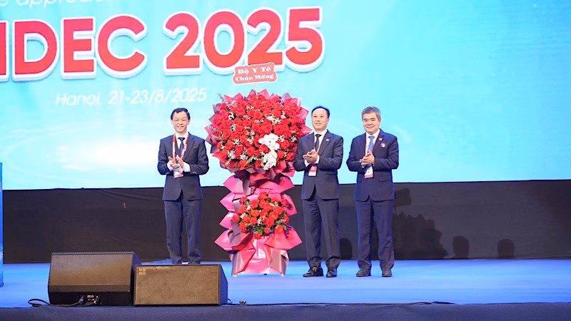 Bác sĩ cứu sống nhiều bệnh nhân đột quỵ não ở Phú Thọ