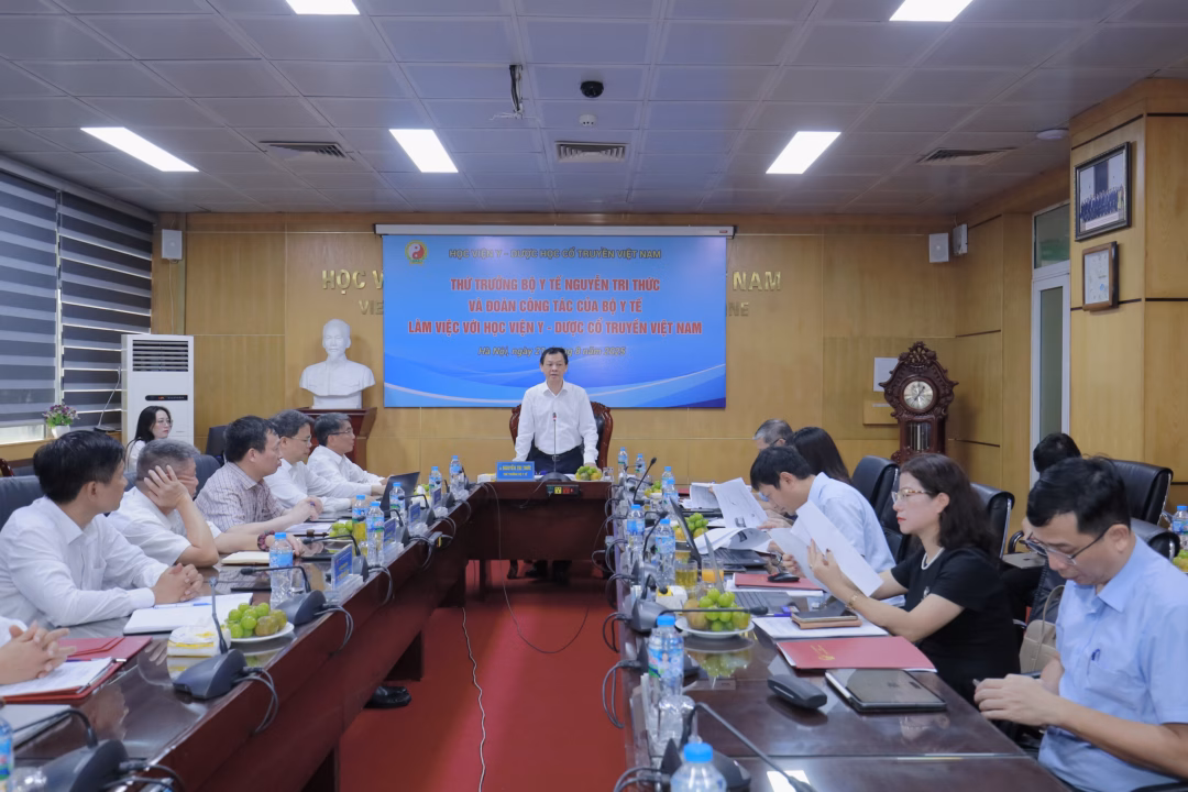 Bác sĩ cứu sống nhiều bệnh nhân đột quỵ não ở Phú Thọ