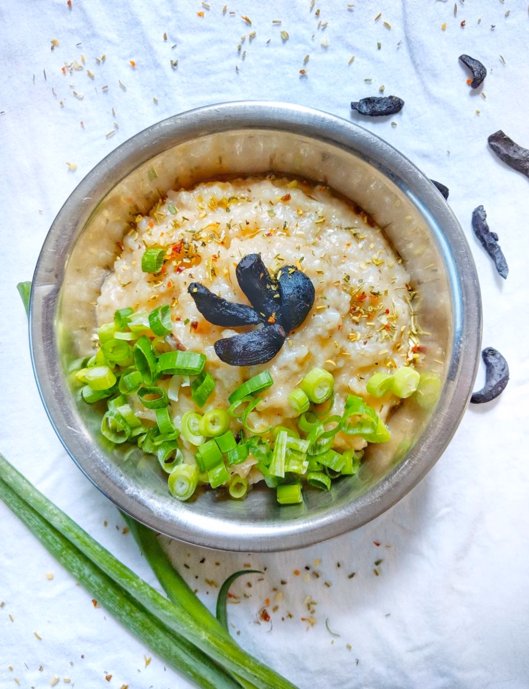 Cháo trứng tỏi.