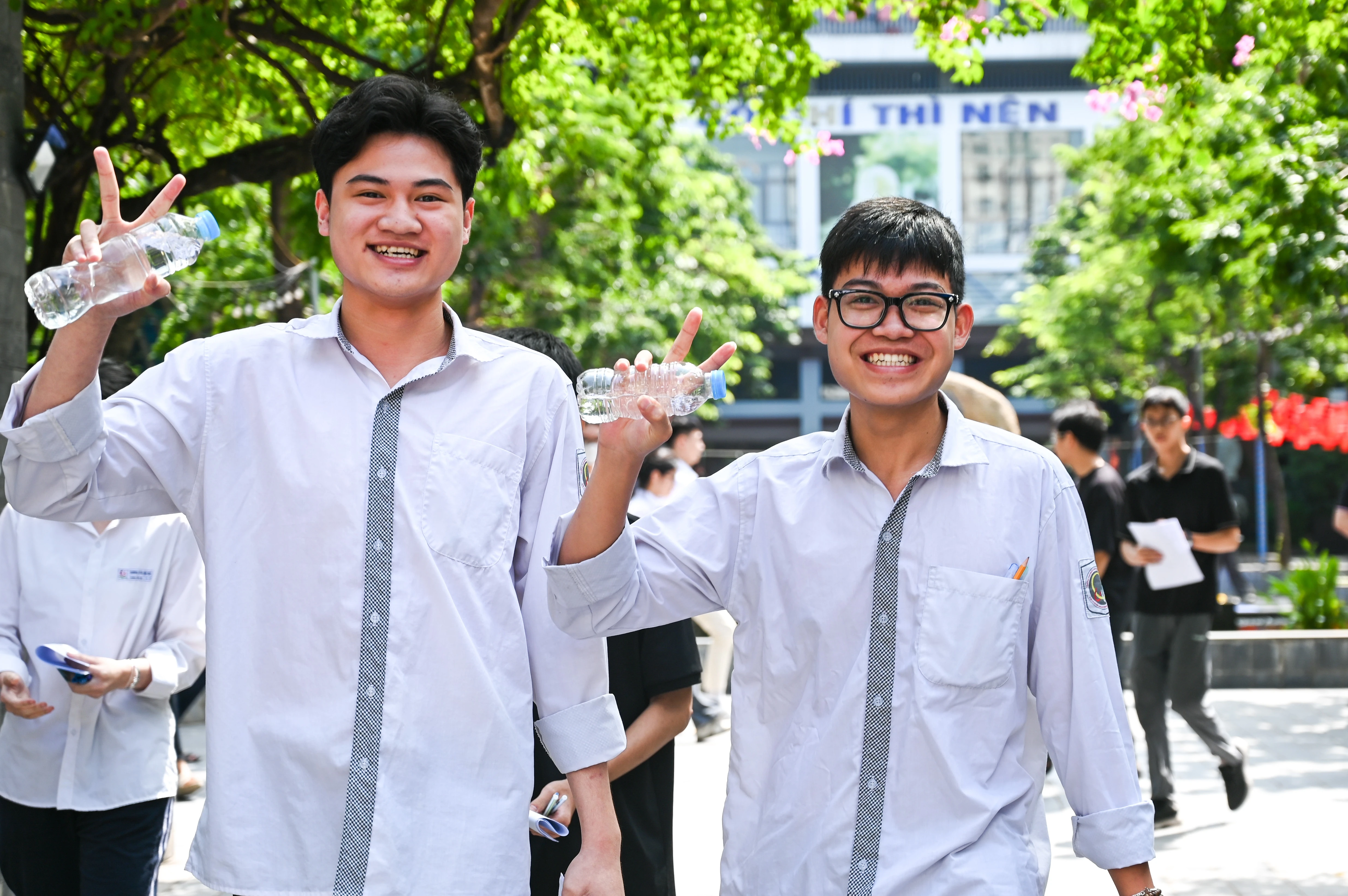 Dai hoc Quoc gia Ha Noi cong bo quy doi diem thi danh gia nang luc hinh anh