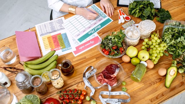 Cần lên trước thực đơn để dễ dàng hơn trong việc chuẩn bị thực phẩm.