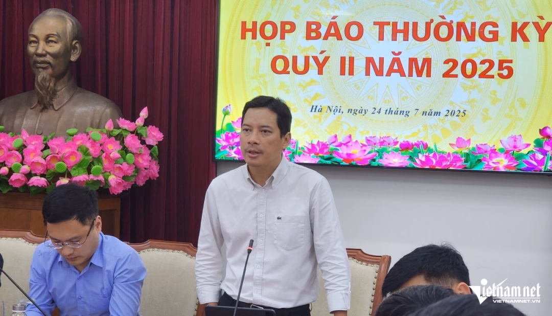 Vì sao nghệ sĩ vi phạm trên mạng xã hội vẫn ‘mừng như Tết’