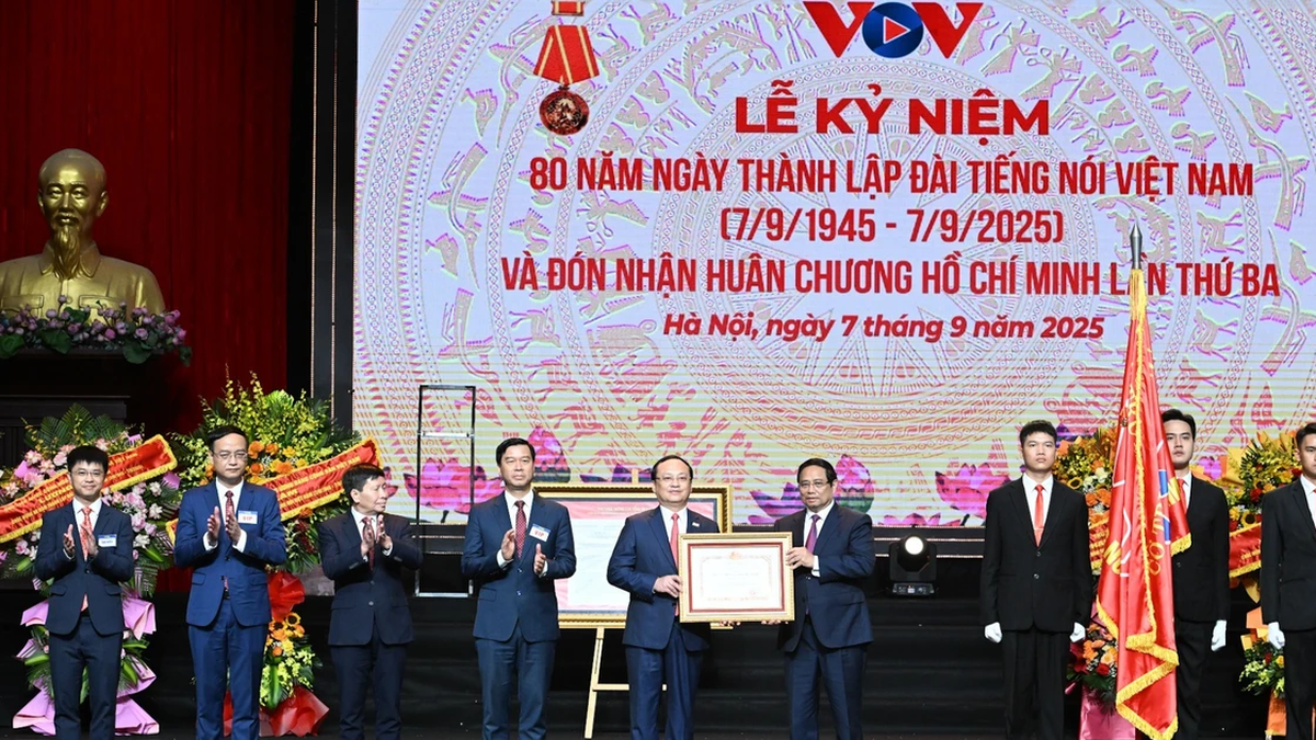 [Ảnh] Thủ tướng Phạm Minh Chính dự kỷ niệm 80 năm Ngày thành lập Đài Tiếng nói Việt Nam