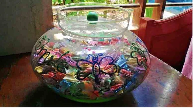 Mối tình 1 . 105 Con hạc giấy và hành trình hạnh phúc của cặp đôi 9 năm yêu nhau - Ảnh 2.