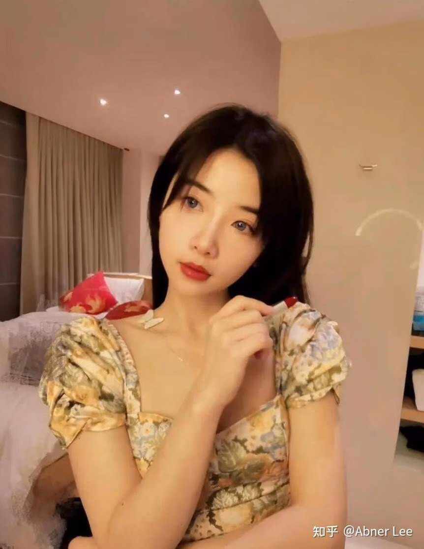 Nữ tiến sĩ Toán học bị nghi ngờ học vấn vì nhan sắc quá xinh đẹp, ăn mặc thời thượng chẳng kém giới thượng lưu - 2