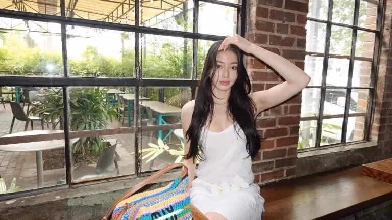 Con gái ca sĩ Thanh Hà bật mí cuộc sống sau ồn ào tài chính