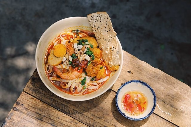 Mỳ Quảng là món ăn gắn liền với tuổi thơ của nhiều người dân Đà Nẵng. (Ảnh: Sưu tầm)