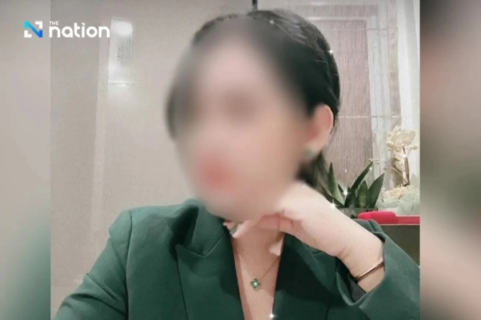 Ngày 15/7, sư Theppatcharaporn đã bị buộc hoàn tục trước sự chứng kiến của các tăng sĩ tại chùa, cùng cảnh sát và quan chức chống tham nhũng.