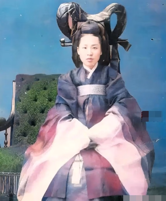 Phục chế 9 bức ảnh hiếm cuối thời nhà Thanh: Người phụ nữ có hành động táo bạo, - Ảnh 7.