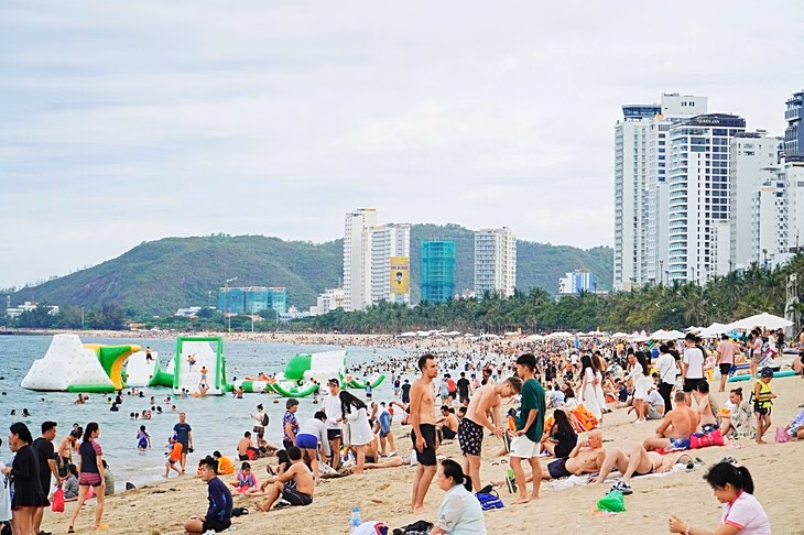 Tắm Biển An Toàn: Những Quy Tắc Cần Biết Để Tránh Đột Quỵ