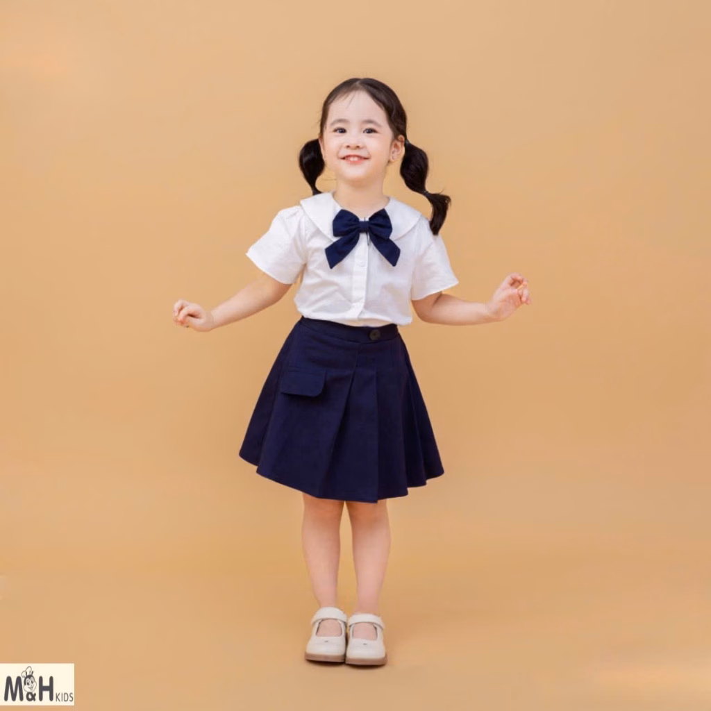 Tôi đã mua sai set bộ bé gái cho con, đây là những điều tôi rút ra để chọn đồ đúng