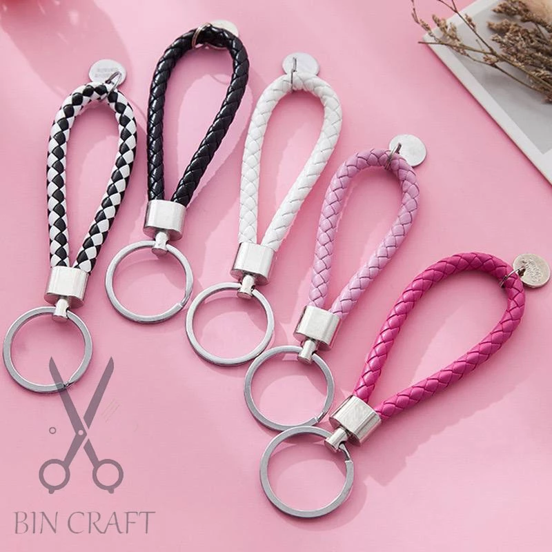 Làm thế nào để chọn móc khóa dây da bện phù hợp để không bị lỗi mốt?