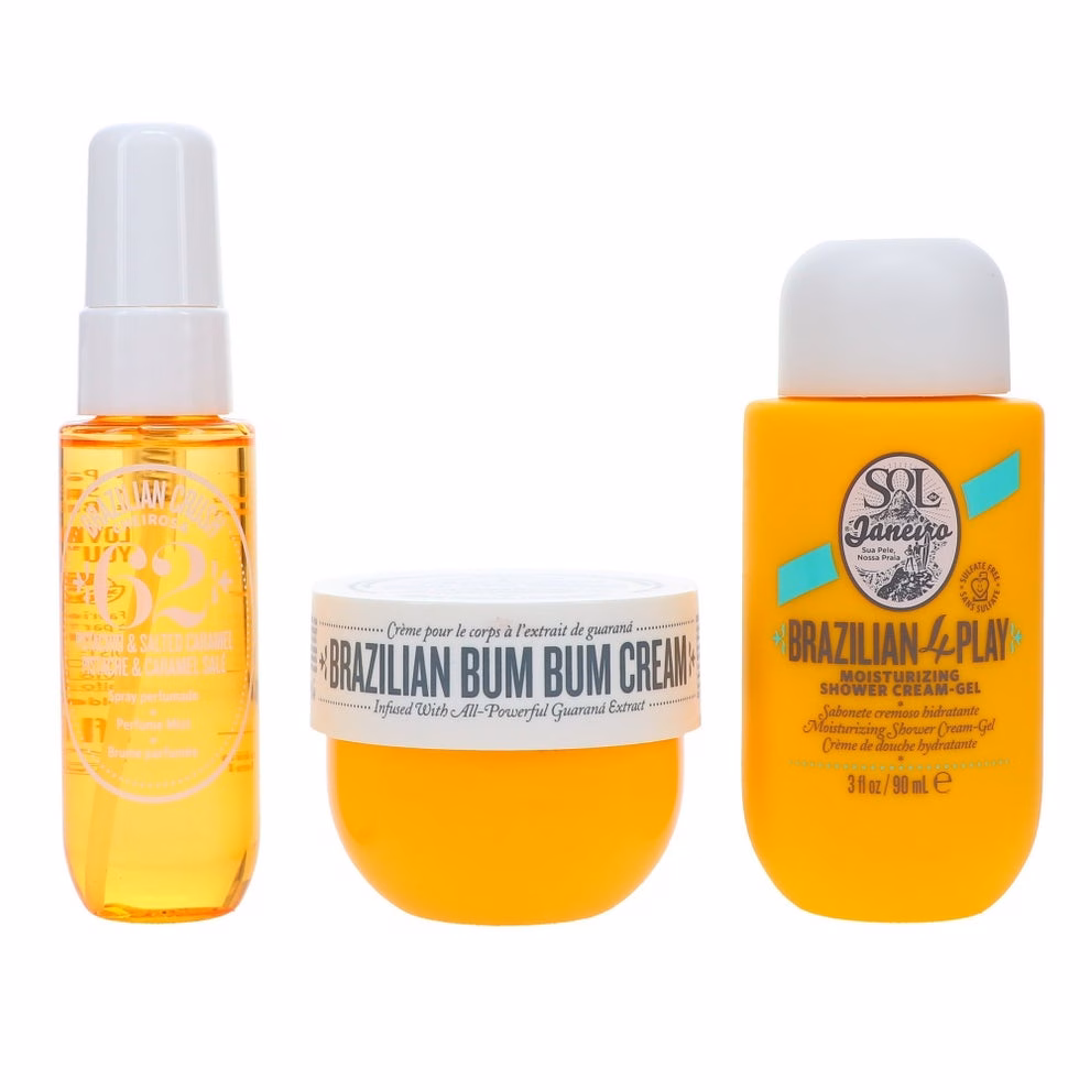 3 sản phẩm skincare giúp giảm đỏ mặt và làm dịu da nhạy cảm Three Sol de Janeiro skincare products: Brazilian Bum Bum Cream, moisturizing shower cream-gel, and body oil displayed for a shopping article