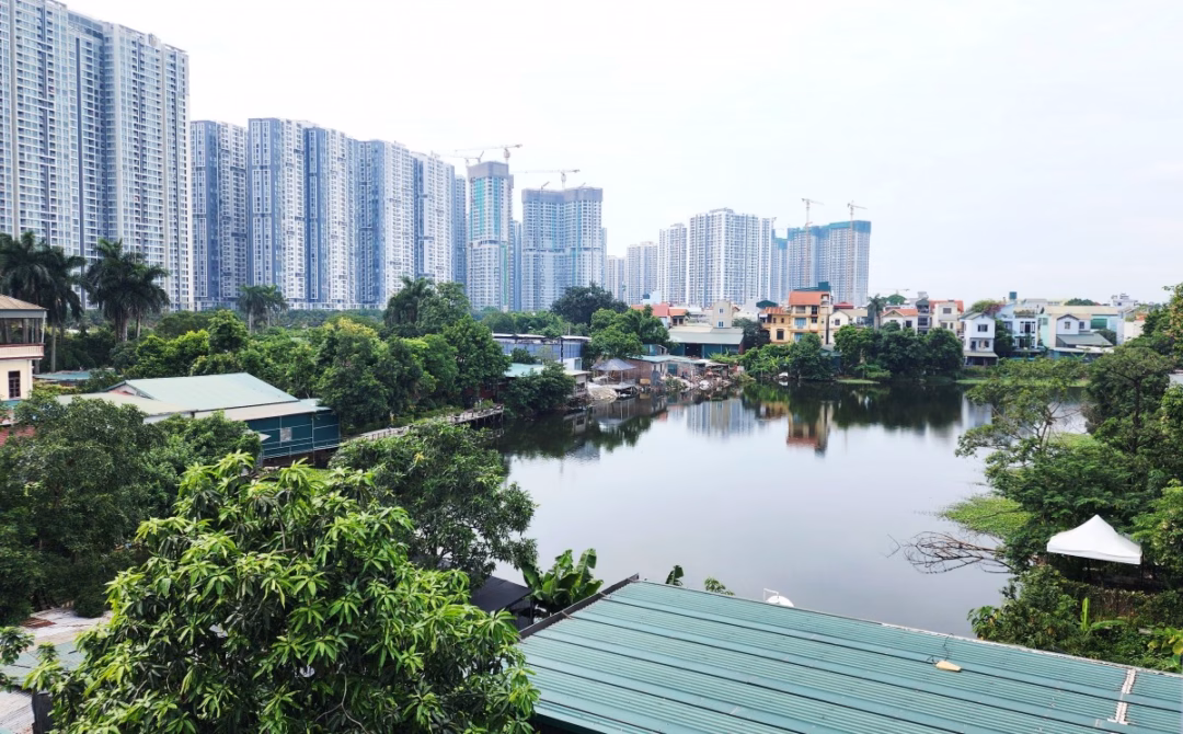 Cô gái Nghệ An trở thành thủ khoa khối C toàn quốc UBND TP Hà Nội yêu cầu làm rõ dấu hiệu lấn chiếm hồ Cầu Cốc do Báo Lao động Thủ đô phản ánh