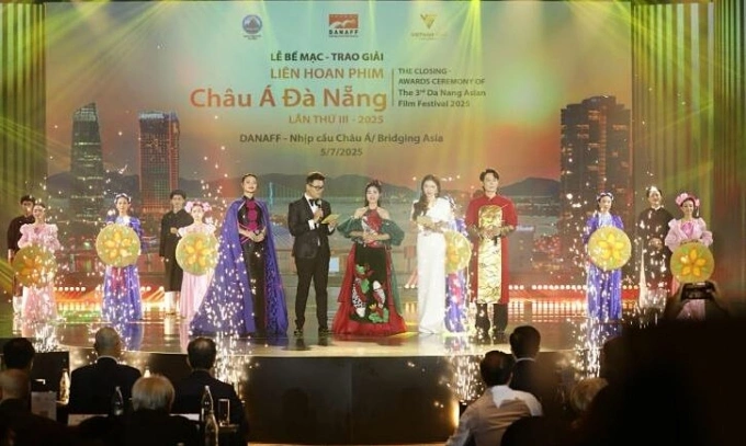DANAFF III: Kết nối điện ảnh và văn hóa Việt Nam với thế giới Lễ Bế mạc LHP Châu Á Đà Nẵng lần thứ ba diễn ra tại Cung Hội nghị Quốc tế Ariyana Đà Nẵng. Ảnh: