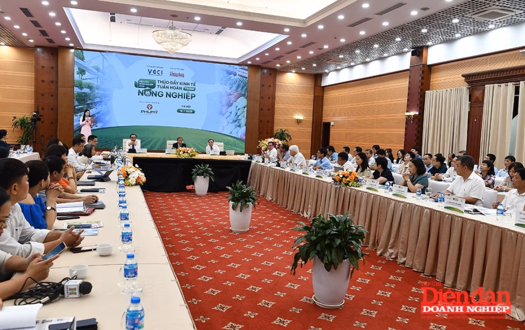 Diễn đàn Nông nghiệp 2.0 Ông Hoàng Quang Phòng, Phó Chủ tịch VCCI nhấn mạnh, Việt Nam là nước có truyền thống nông nghiệp và hiện nay cũng là nước có thế mạnh về nông nghiệp.