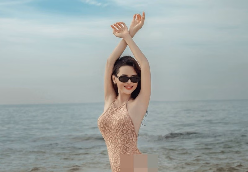 Hiền Trang tuổi 40 vẫn trẻ trung, tự tin sau hai lần sinh con Ở tuổi 40, là mẹ hai con, Hiền Trang vẫn giữ được vóc dáng nuột nà đáng ghen tỵ. Ảnh: FB Hiền Trang.