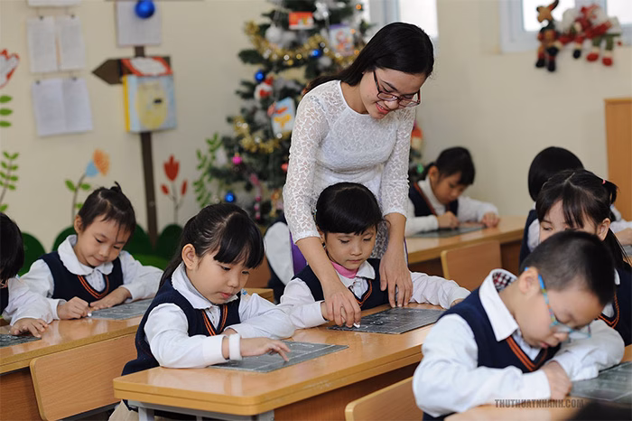 Học sinh TP.HCM hiến kế chăm sức khỏe tinh thần Phóng sự 30 năm hình thành và phát triển Tạp chí Giáo dục TPHCM