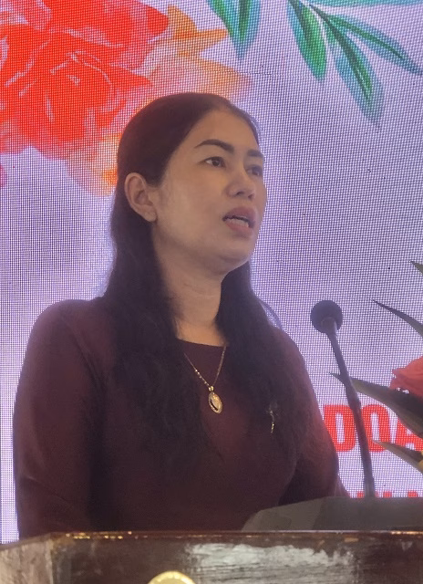 Hội Nữ doanh nhân tỉnh Gia Lai ra mắt Ban chấp hành lâm thời với 80 thành viên Bà Đặng Thị Hồng Hạnh phát biểu tại Hội nghị. Ảnh: Viết Hiền