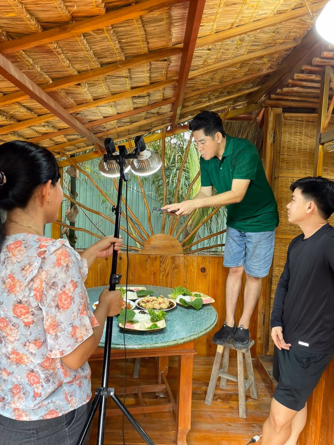 Huỳnh Anh Tuấn U60: Từ diễn viên đến ông hoàng TikTok ẩm thực Diễn viên Huỳnh Anh Tuấn cảnh báo - 6