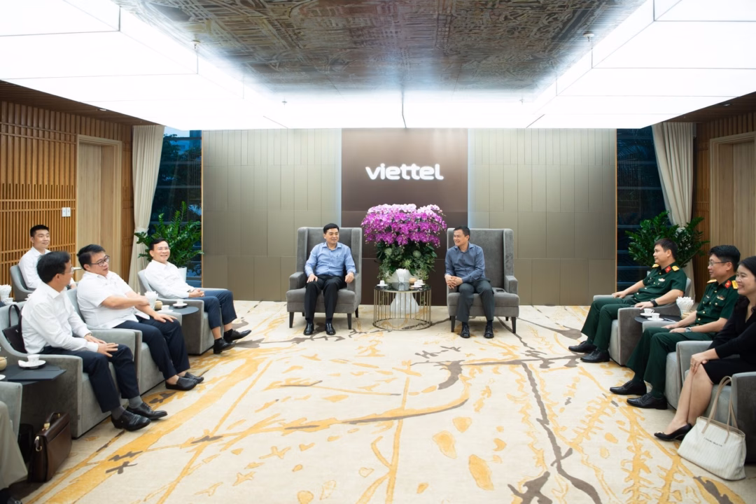 Lâm Đồng tiên phong chuyển đổi số với Viettel, muốn trở thành địa điểm cho dự án công nghệ cao