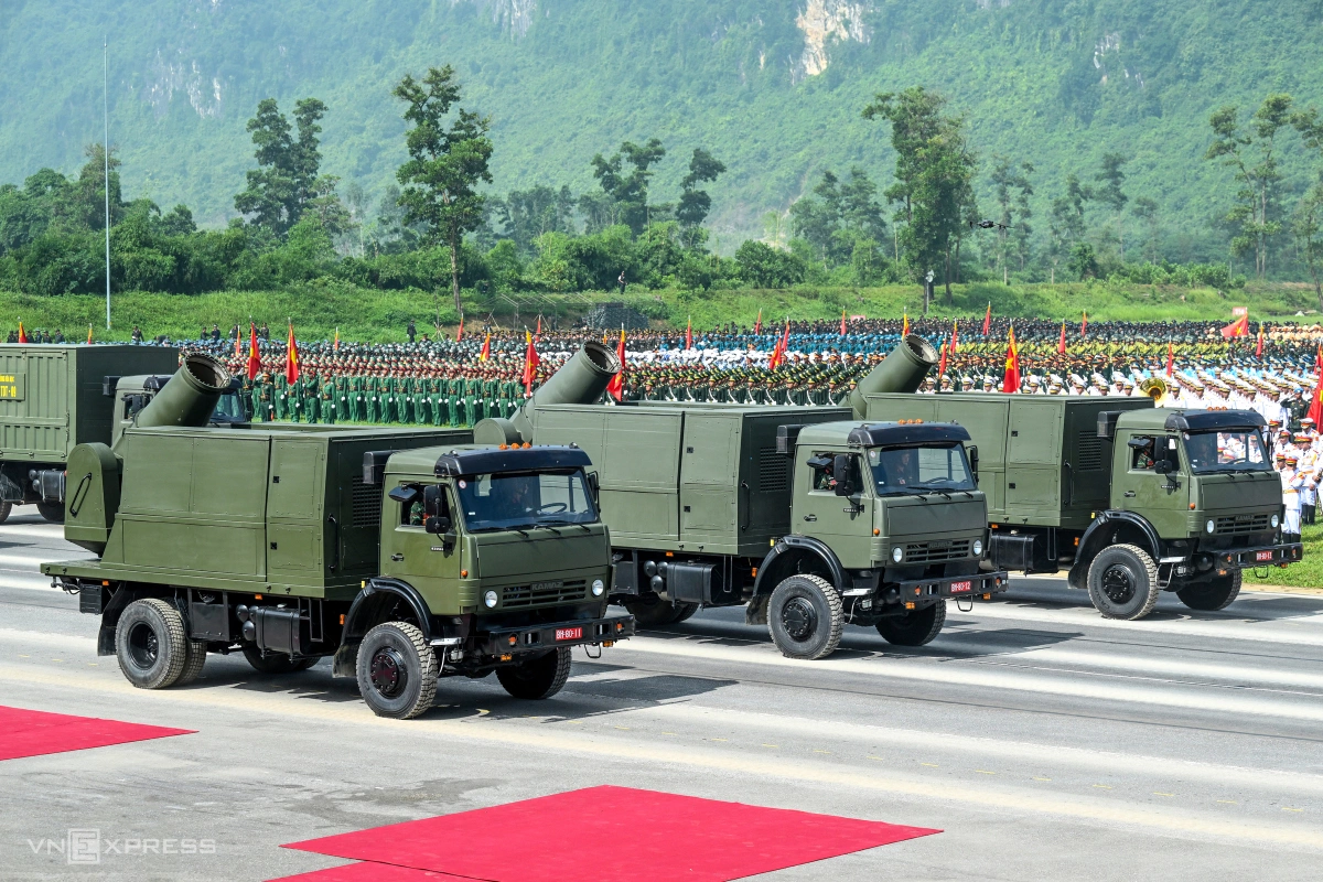 Khối xe phòng hóa của Binh chủng Hóa học - lực lượng bảo vệ đất nước trước vũ khí hủy diệt hàng loạt, khả năng ứng phó với các mối đe dọa hóa học, sinh học, phóng xạ…