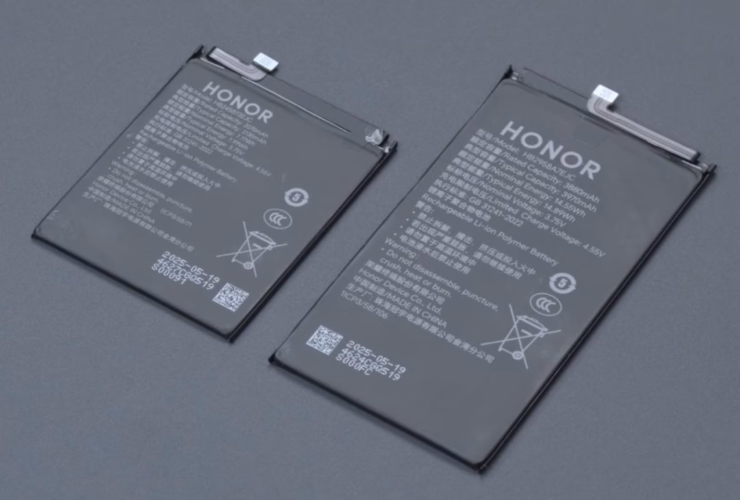 Lý do smartphone không còn dùng pin tháo rời Hai viên pin siêu mỏng của HONOR Magic V5